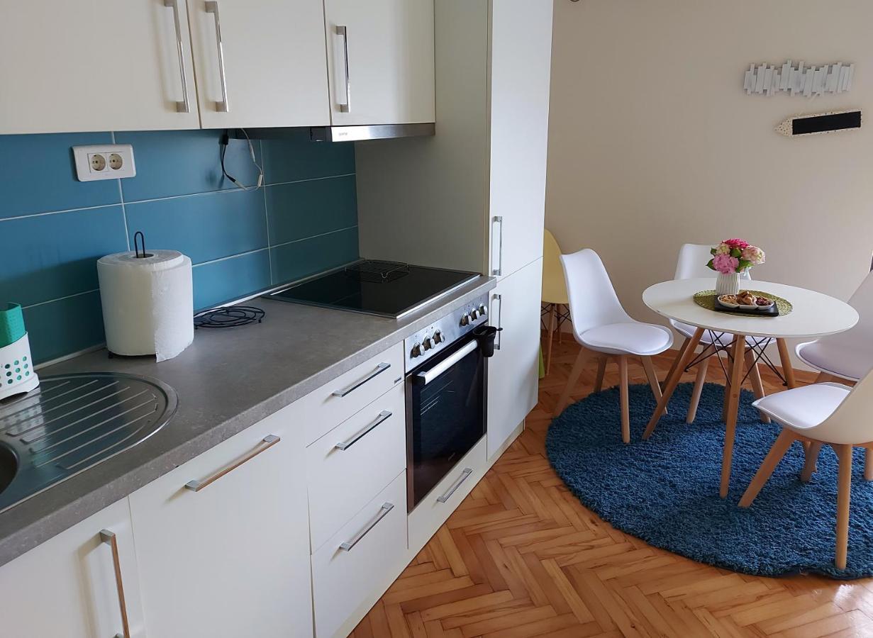 Apartments Iva Tivat Exterior photo
